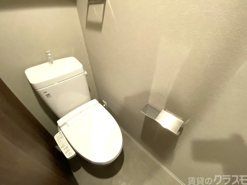 トイレ　冬場も安心の温水洗浄便座！