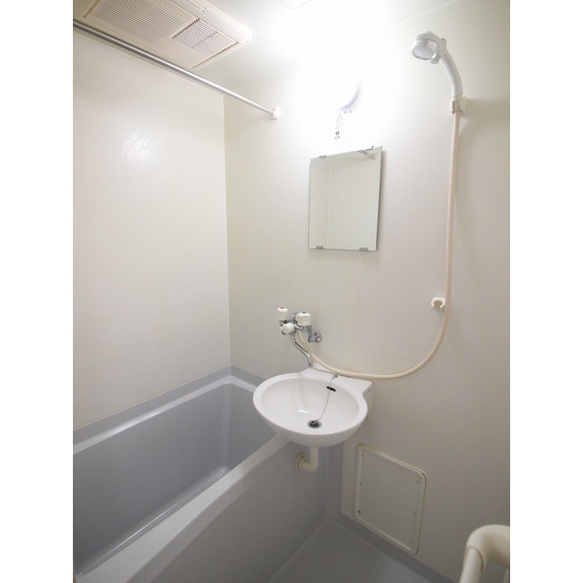 バス・シャワールーム　洗面と一緒