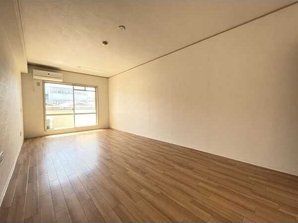 居室・リビング　別室の画像です、ご参考までに