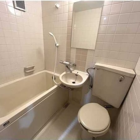 洗面設備　別室の画像です、ご参考までに