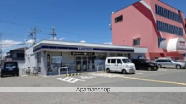 コンビニ　ローソン　橿原新口店（コンビニ）まで495m