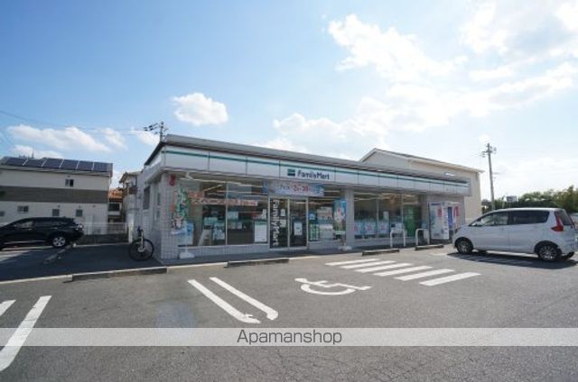 コンビニ　ファミリーマート　橿原くずもと町店（コンビニ）まで545m