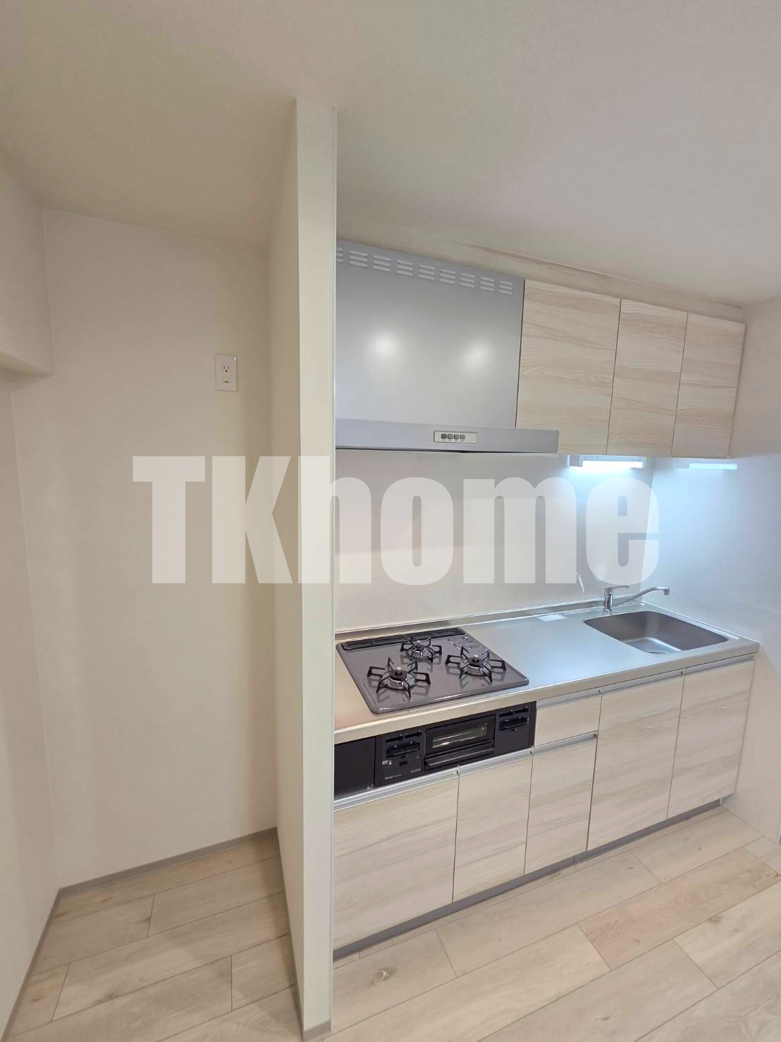 キッチン　3ツ口コンロ