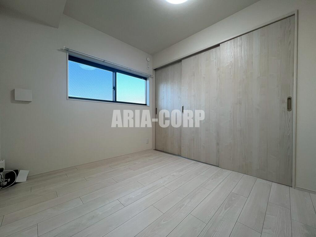 居室・リビング　白を基調としたお洒落なお部屋！