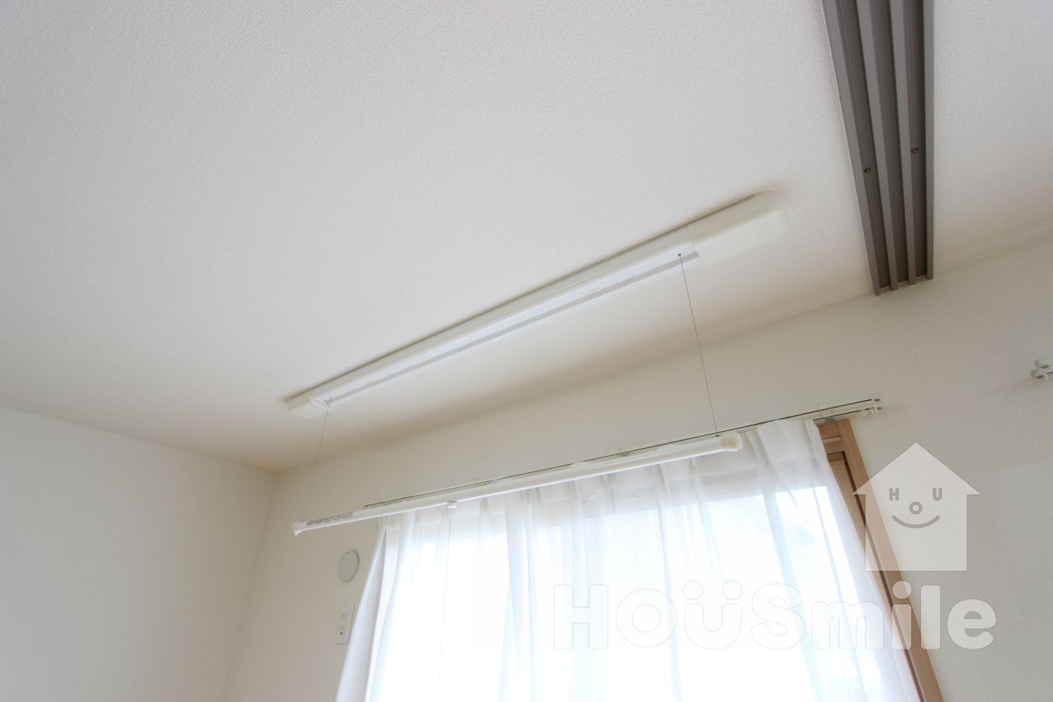 その他設備　室内物干し