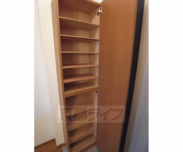 収納　靴箱です。