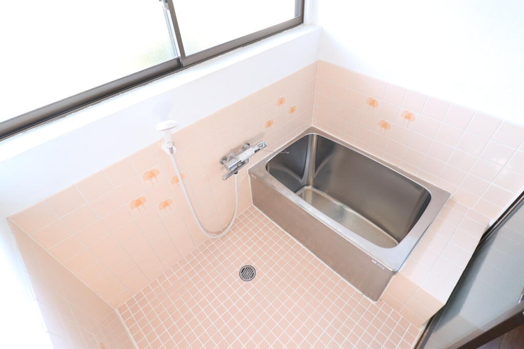 バス・シャワールーム　バスルーム