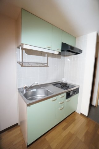 キッチン　※同物件、同タイプ、間取り反転のお部屋です