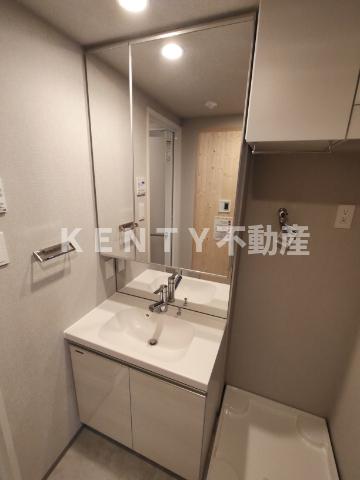 洗面設備　広い洗面スペース