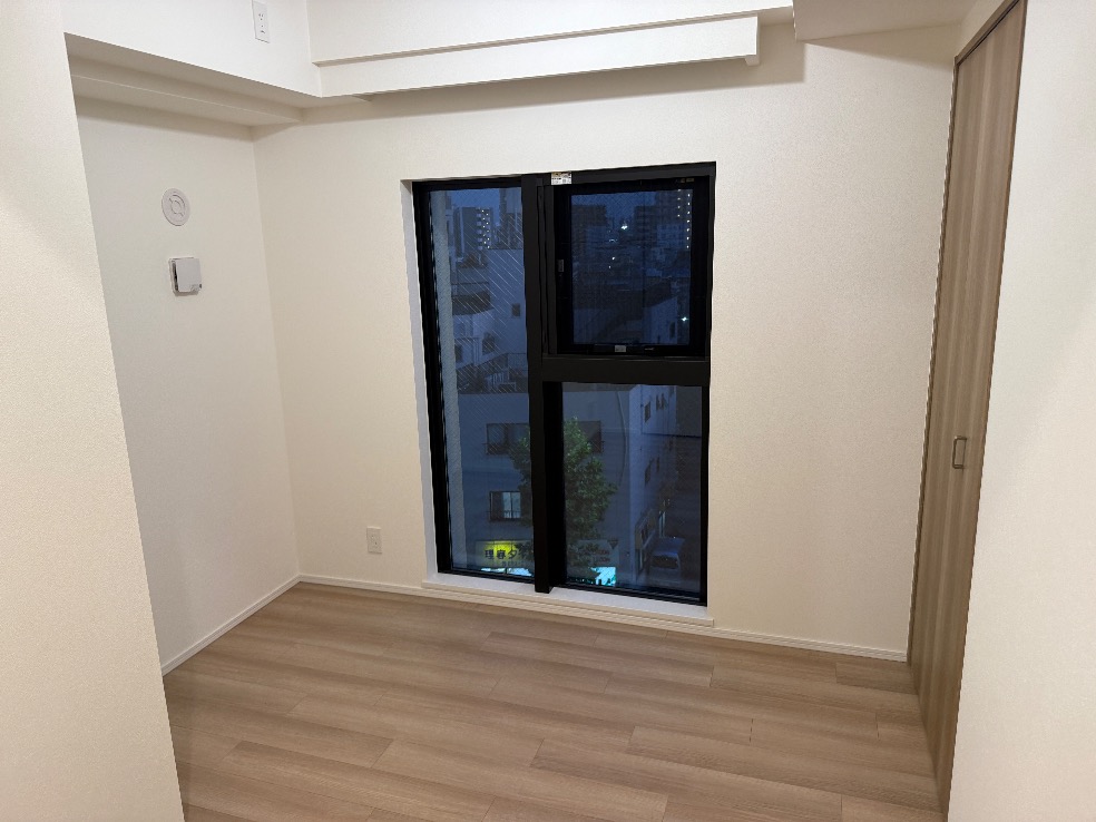 バルコニー　※原状回復前のお写真です