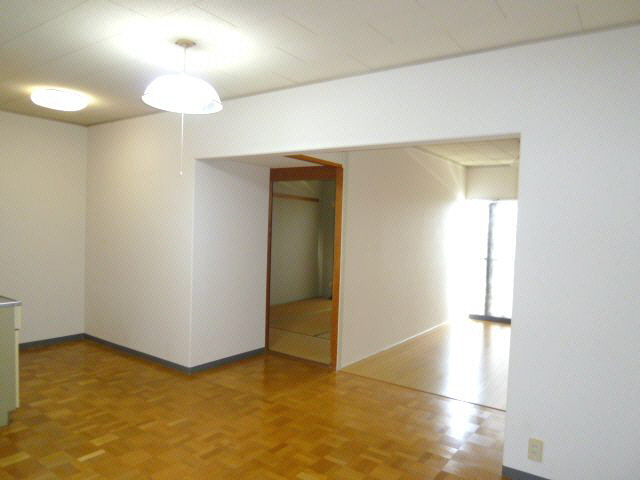 居室・リビング　DK