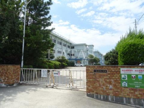 小学校　西尾市立一色南部小学校（小学校）まで2100m