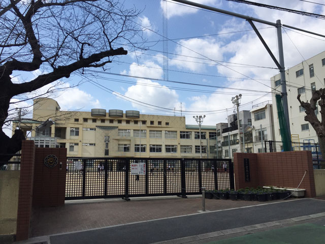 小学校　神戸市立宮本小学校（小学校）まで245m