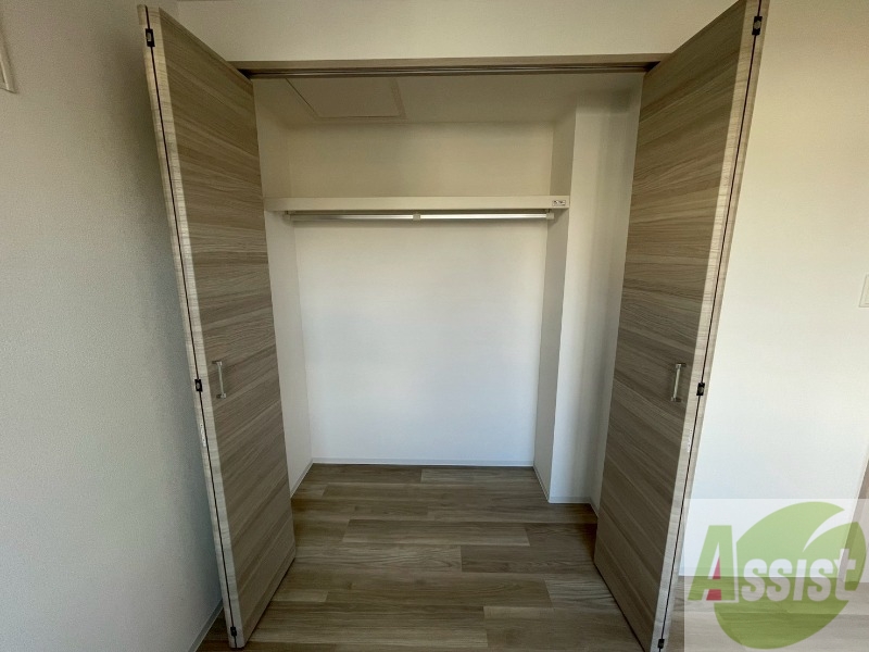 収納　洋室にはクローゼットがあるのですっきり片付きそうです。