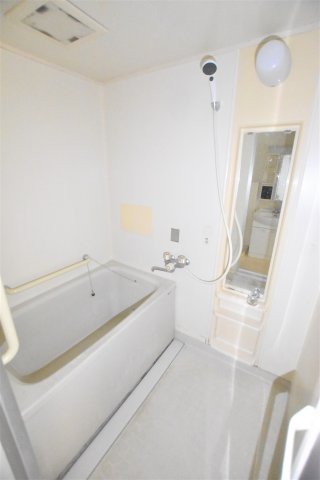 バス・シャワールーム　別号室画像。ご参考下さい