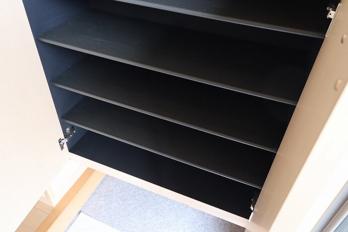 収納　シューズボックス