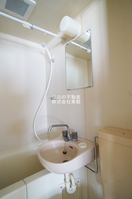 洗面設備　洗面台で身だしなみも整えられます♪