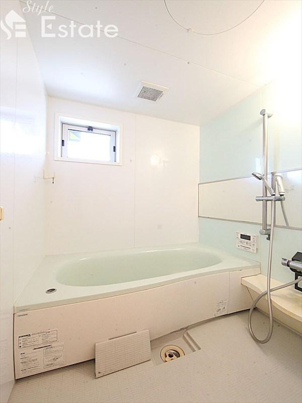 バス・シャワールーム　バスルーム