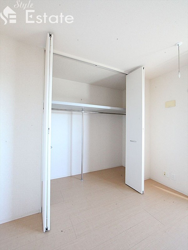 収納　クローゼット