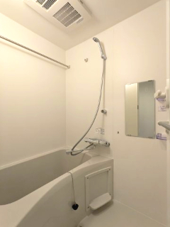 バス・シャワールーム　お風呂です