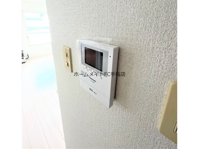 セキュリティ　ＴＶ付インターホンです♪