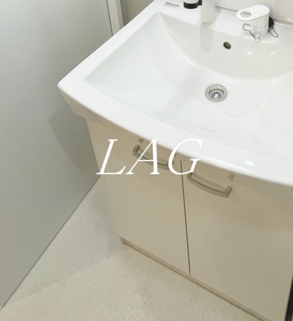 洗面設備　洗面台です。（同仕様です。）