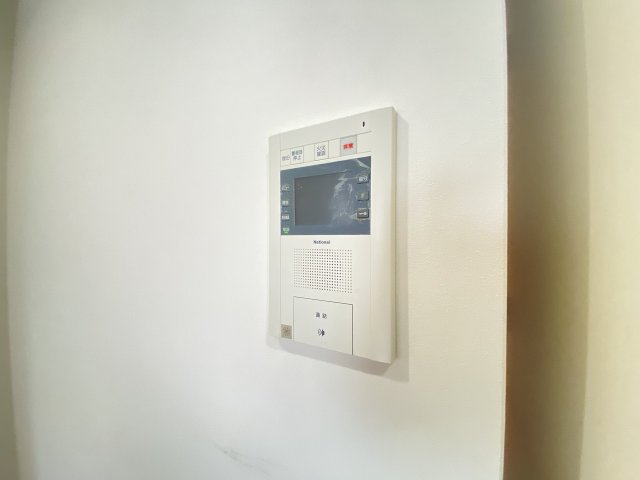 セキュリティ　TVモニター付きインターホンです