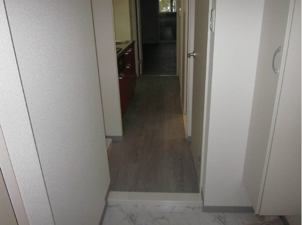 玄関　★見学予約受付中★