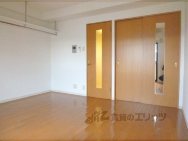 居室・リビング　洋室