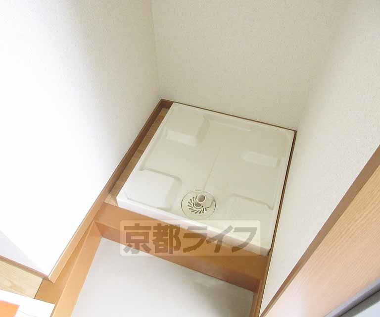 その他設備　室内洗濯機置き場です