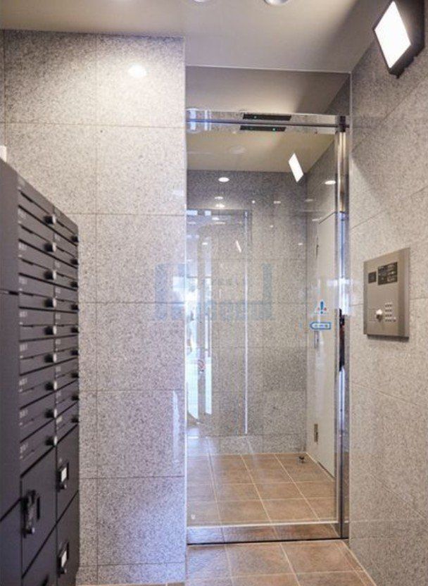 エントランス　きれいなエントランス！