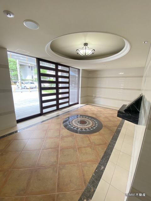 エントランス　オートロック完備！