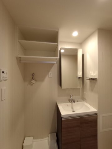 洗面設備　忙しい朝には欠かせない洗面所です♪