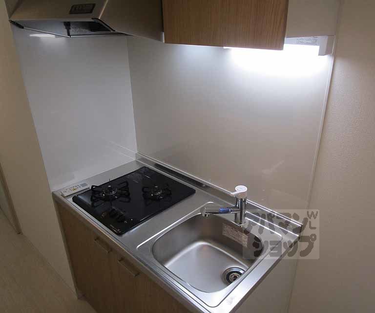 キッチン　２０４号室の写真です。