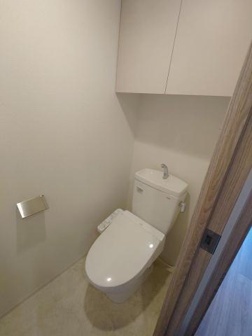 トイレ　※同一物件参考写真