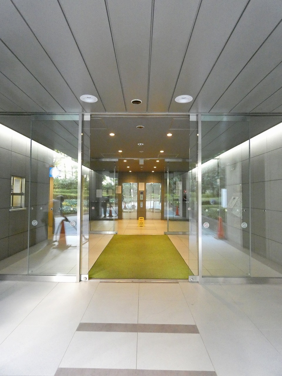 ロビー　ロビー