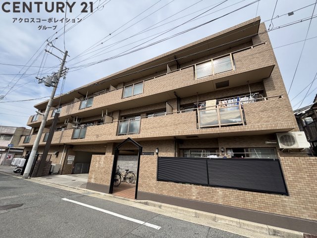 建物外観　オートロック付き