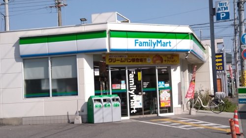 コンビニ　ファミリーマート 西難波町店（コンビニ）まで378m