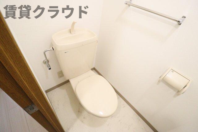 トイレ　シンプルで使いやすいトイレです