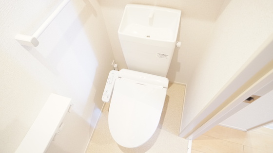 トイレ　シャワー付きトイレ