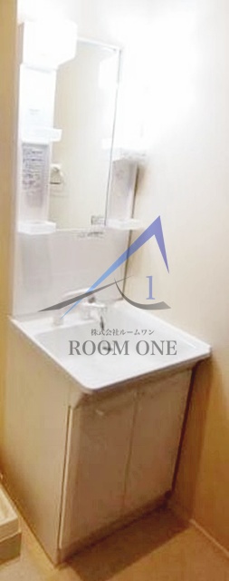 洗面設備　洗面台です。