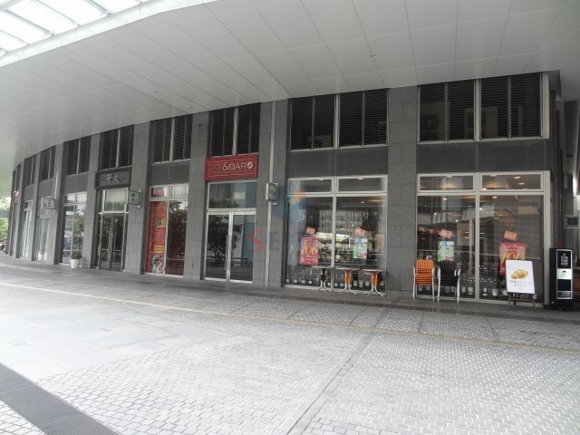 ショッピングセンター　堂島クロスウォーク（ショッピングセンター）まで841m