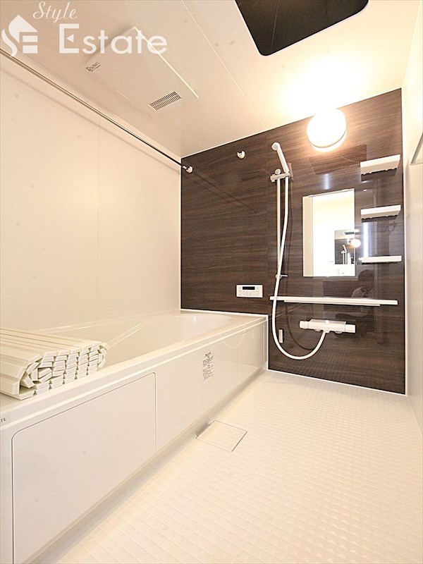 バス・シャワールーム　バスルーム