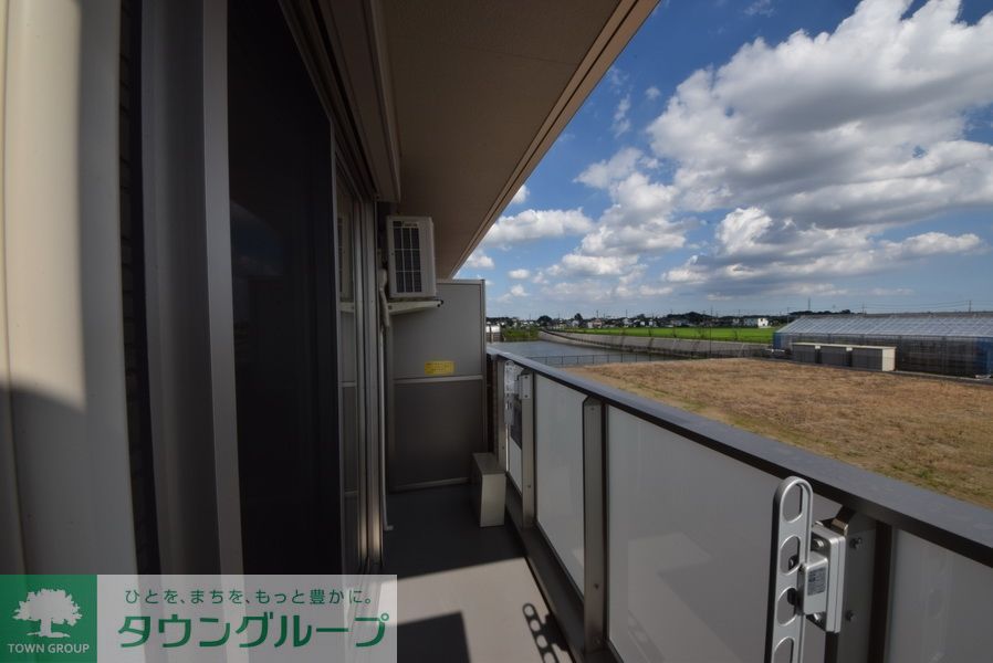 バルコニー　バルコニー