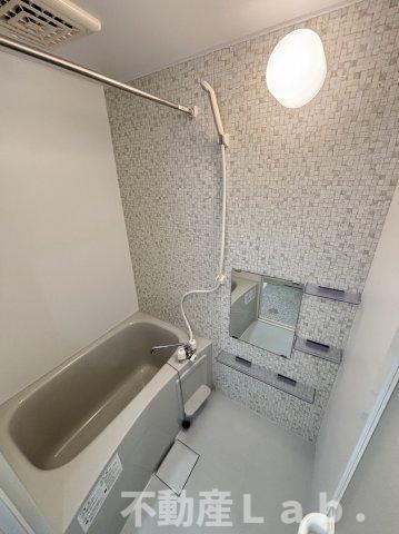 バス・シャワールーム　※反転タイプのお写真です。