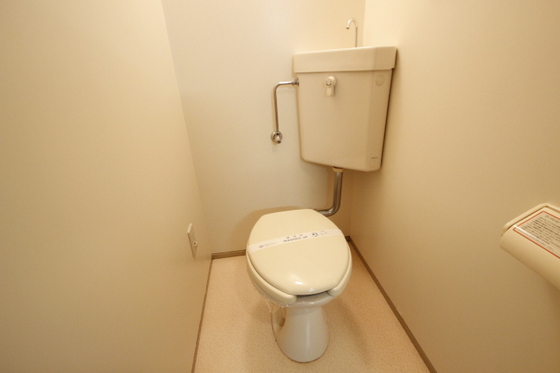 トイレ　※別部屋の写真です