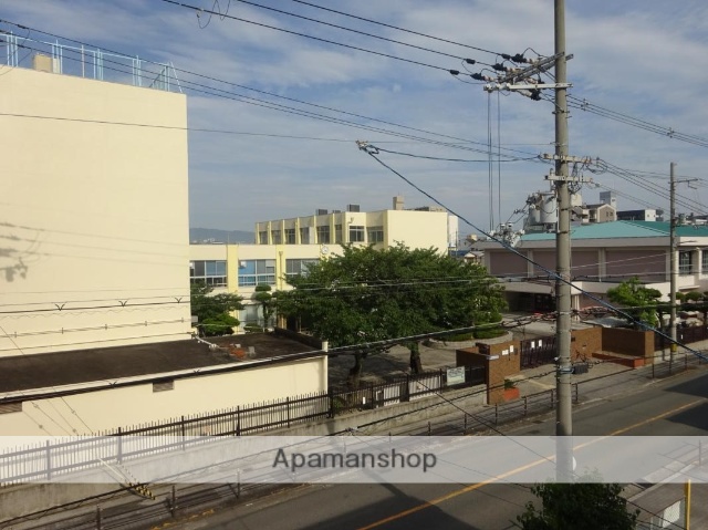 中学校　新巽中学校（中学校）まで310m