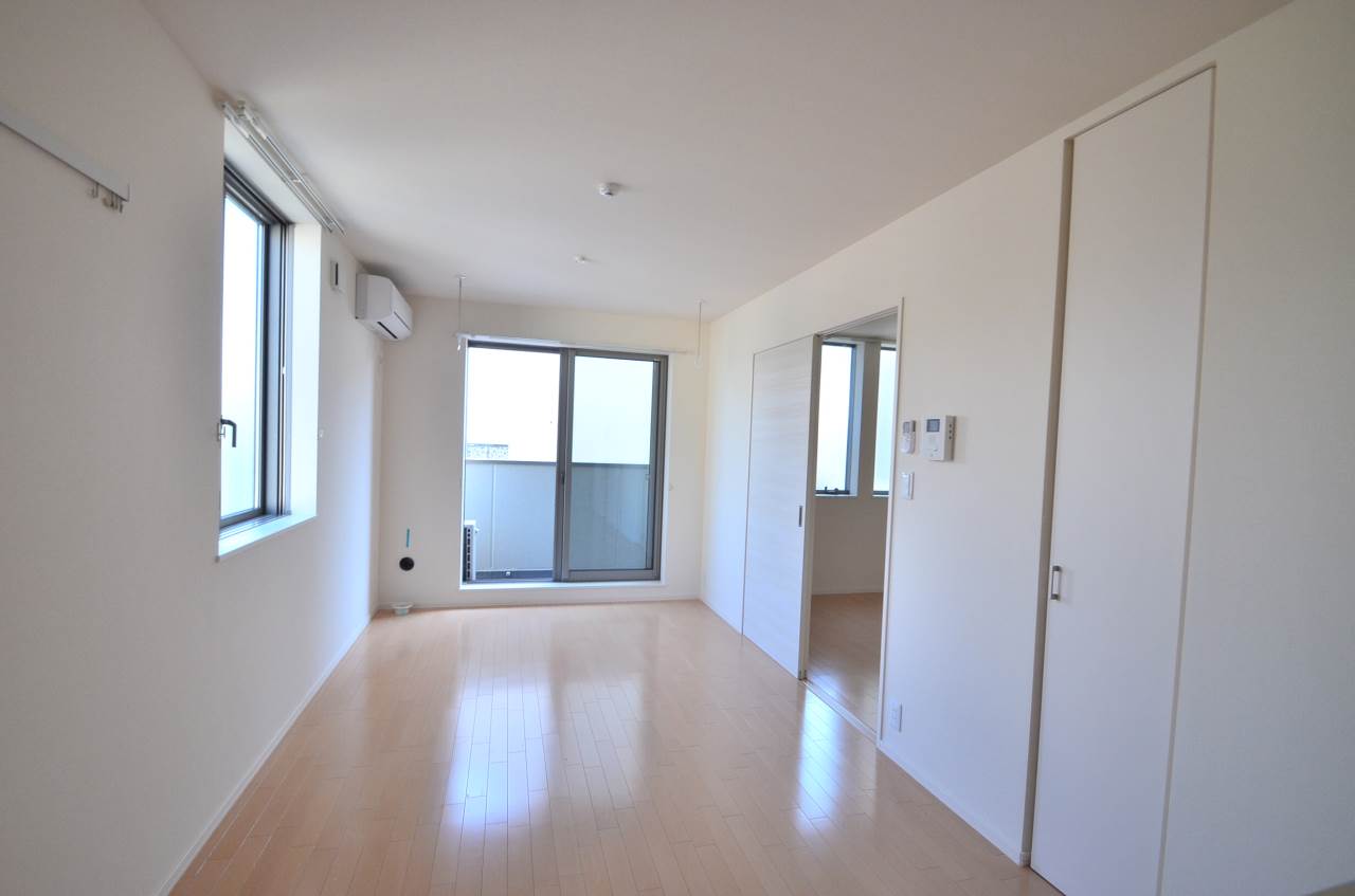 居室・リビング　同タイプ別部屋の写真です♪