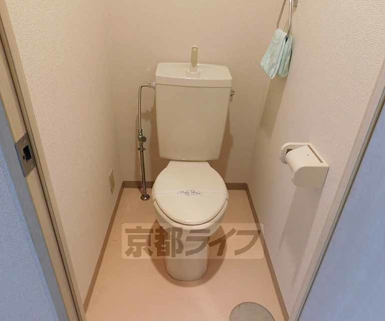 トイレ　清潔感のあるトイレです