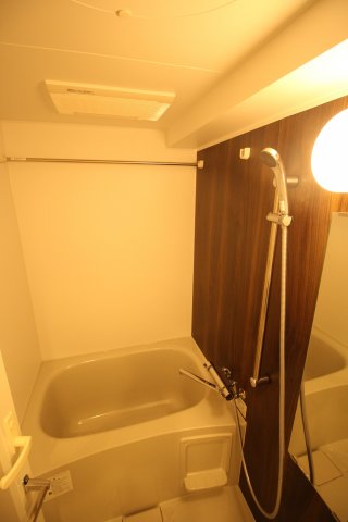 バス・シャワールーム　（別タイプ参考写真）レオーネ板橋本町駅前　板橋区本町